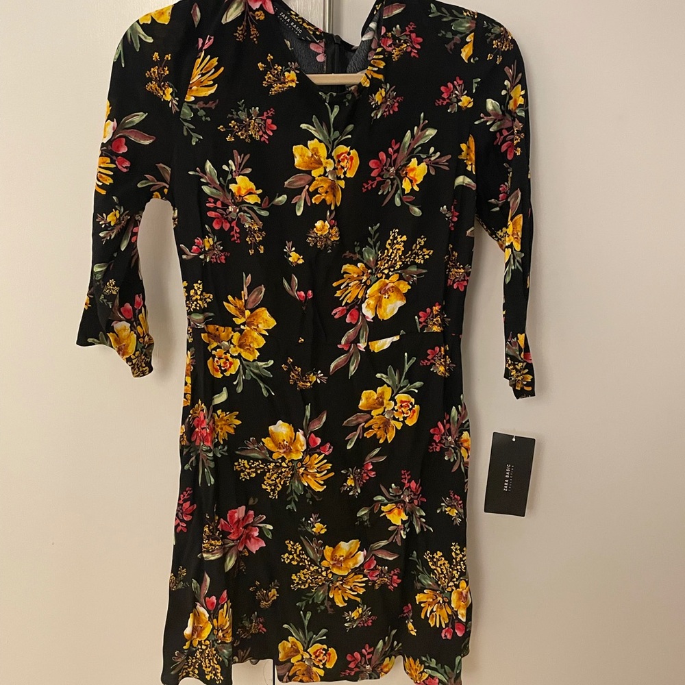 Zara floral dress NWT